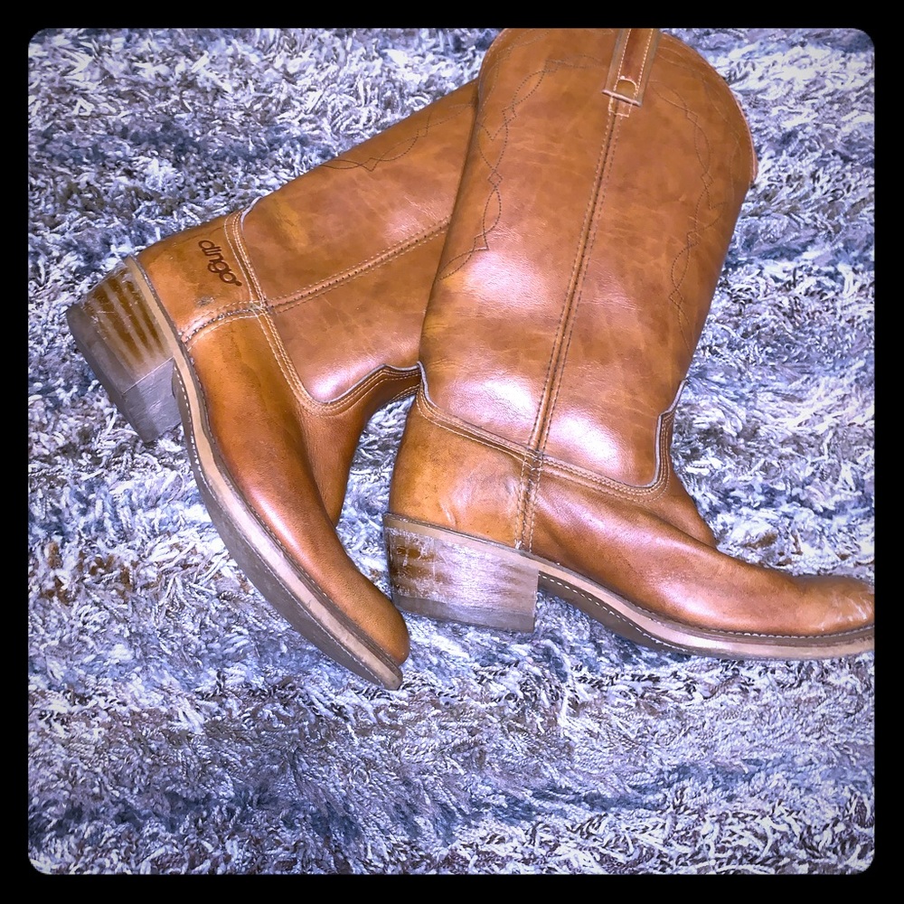 Dingo boots with small heel